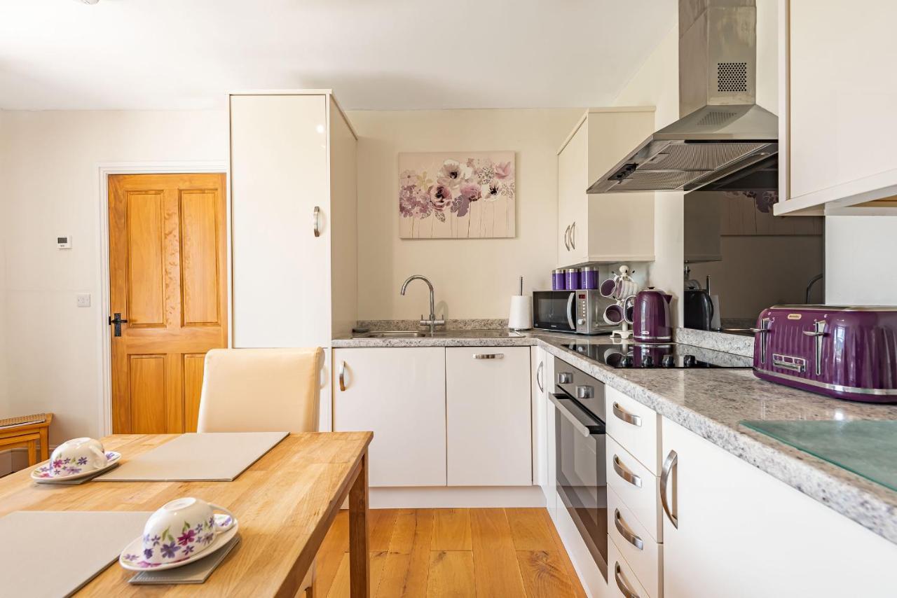 Vila Waedog Bach Llanfor Exteriér fotografie