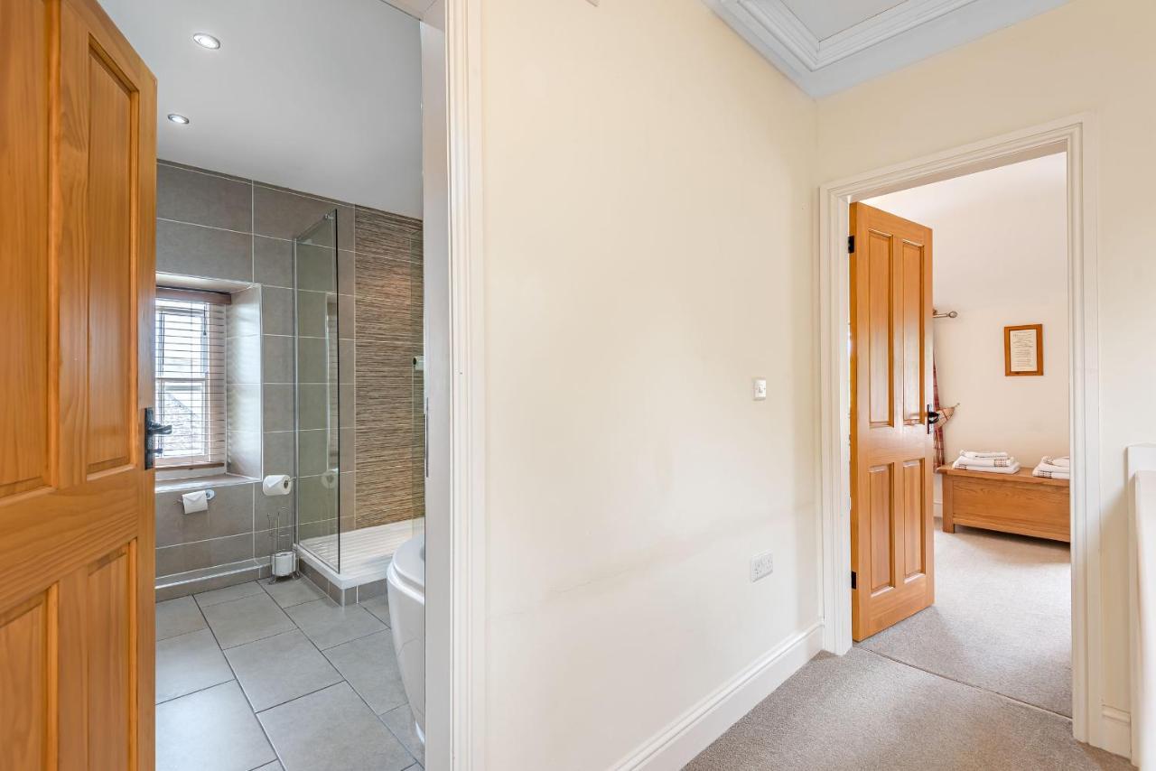 Vila Waedog Bach Llanfor Exteriér fotografie