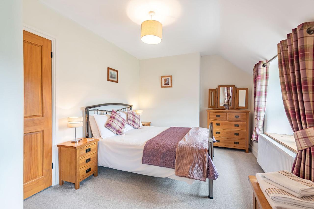 Vila Waedog Bach Llanfor Exteriér fotografie