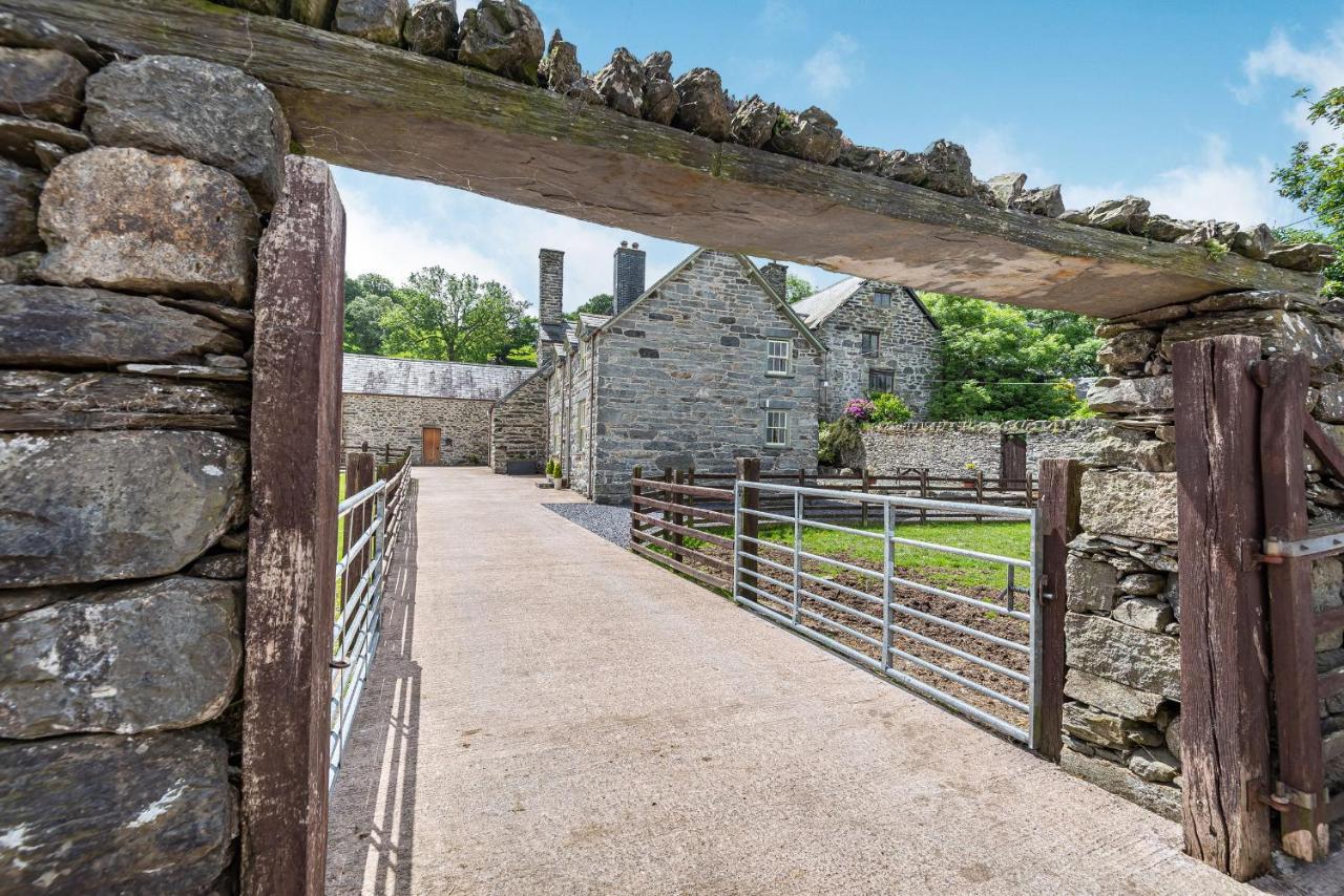 Vila Waedog Bach Llanfor Exteriér fotografie